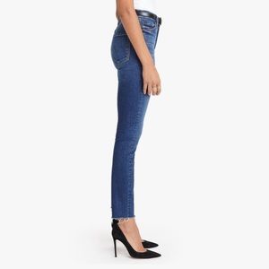Women’s Mother brand ankle jeans